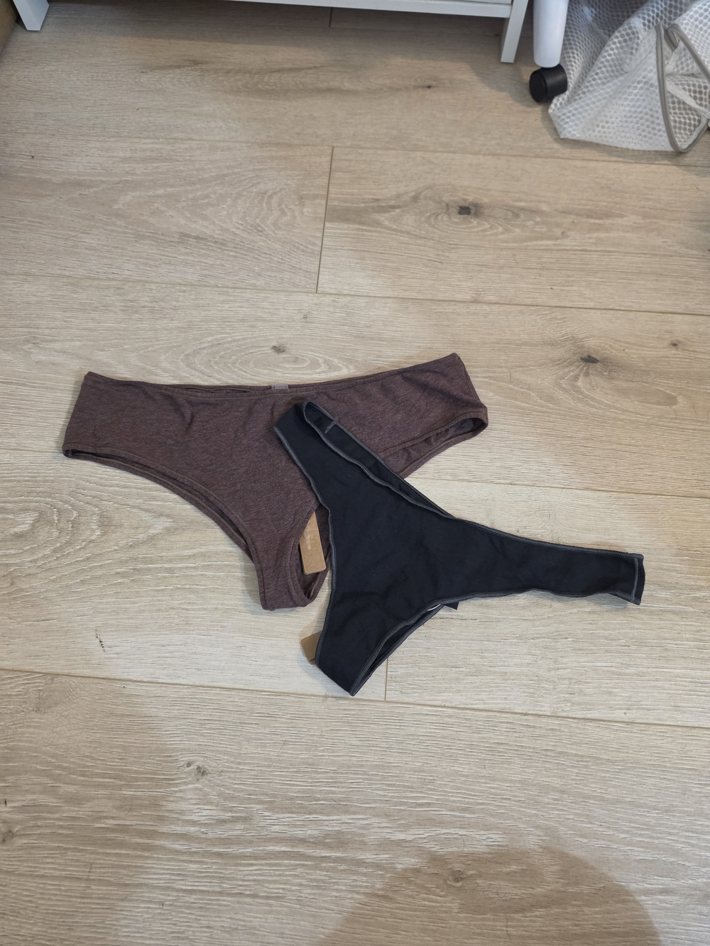 SKIMS Brown and Black Bikini & Thong Panty Set